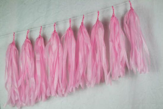 TASSELS TISSUE LIGHT PINK