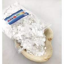 METALLIC SMALL CONFETTI 1CM WHITE 250G