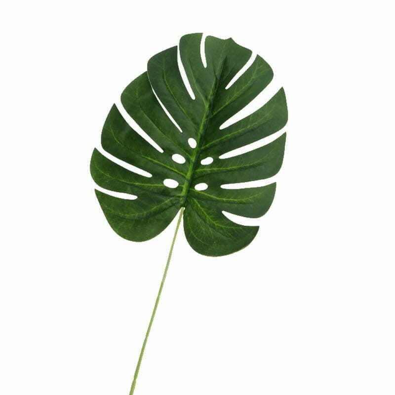 Green Palm Leaf Decorations 28x33cm – 3 Leaves